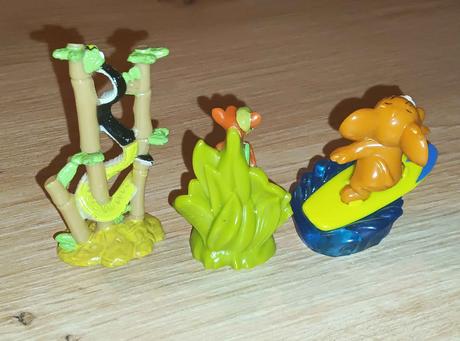 Kinder hračky - kung fu panda, ice age,tom & jerry,