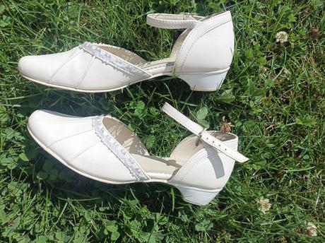 Slávnostné, kornecki,34