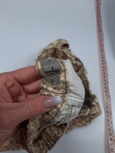 Krásne menčesterové nohavice, f&f,92