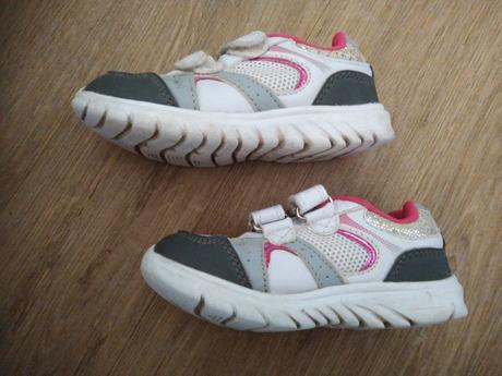 Lahucke tenisky, f&f,25