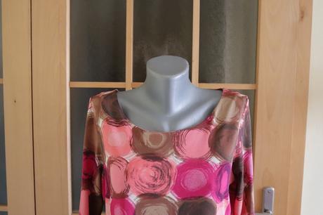 Šaty - bezchybný stav, l