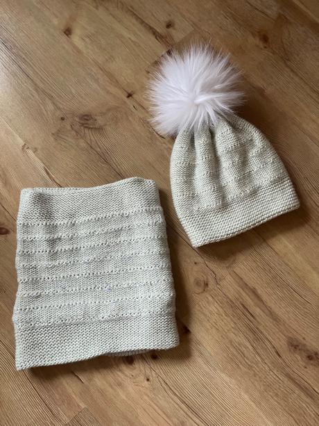 Dámsky komplet, čiapka, šal, s