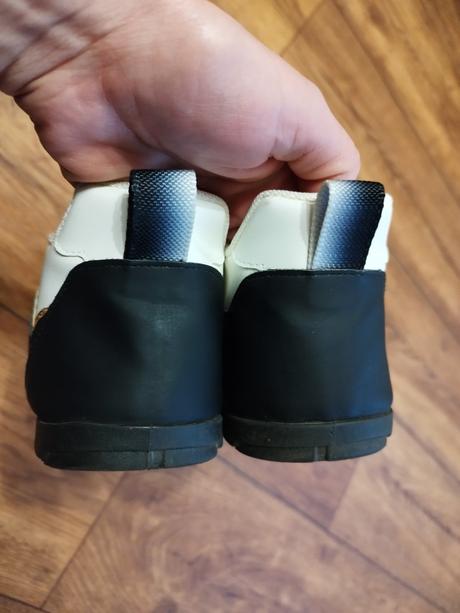 Tenisky, 36