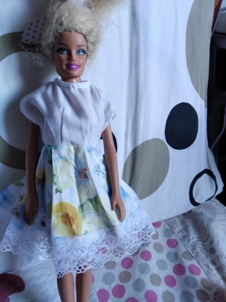 Šaty pre barbie,