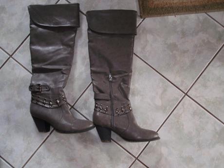 Dva krat obute cizmy, 36