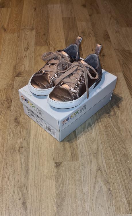 Kožené tramky geox bronzové, geox,28