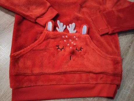 Vianočný pulóver, 134