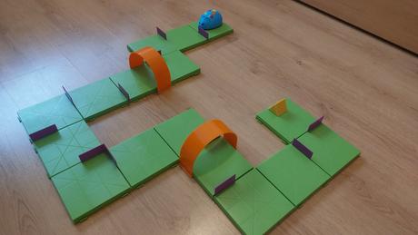 Robotická myš code & go s podložkou, 