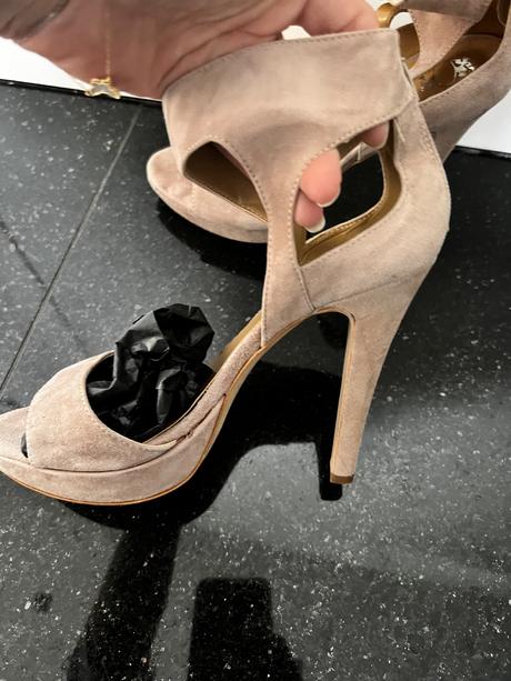 Sartoria leoni sandálky vel.39, 39