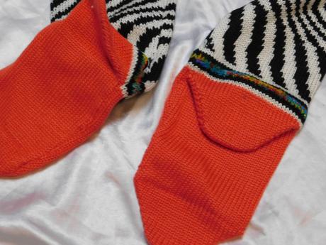 Suvenirne ponožky s ľudovým motívom, 37 / 38 / 39 / 40