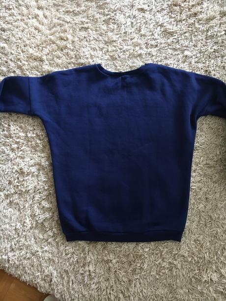 Oteplena mikina s cipkou, xs