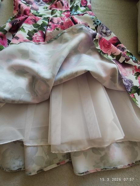 Šaty na oslavu,svadbu, evita,36