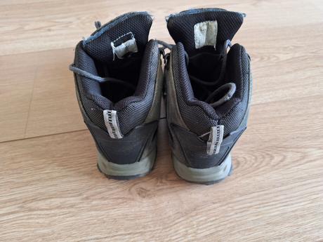 Turistické topánky, 33