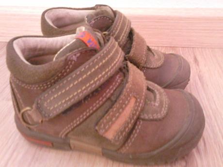 Celokozene kvalitne topanky-cena s poštou, siesta,21