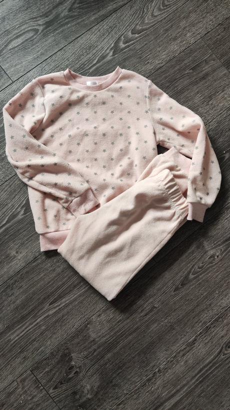 Pyžamo.      1, pepco,122