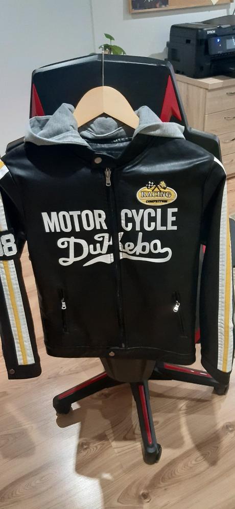 Koženkova bunda, 158