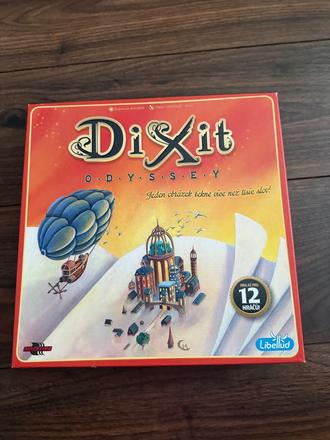 Dixit spolocenska hra,