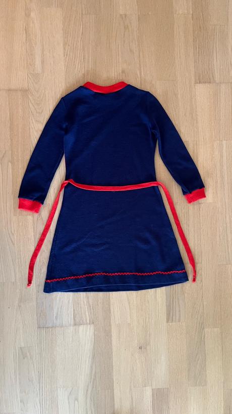 Úpletové šaty, 134