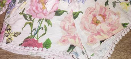 Kvietkované šortky, h&m,92