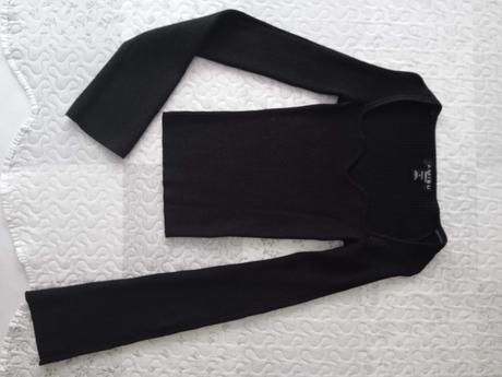 Čierny "trblietavý" svetrík, amisu,s