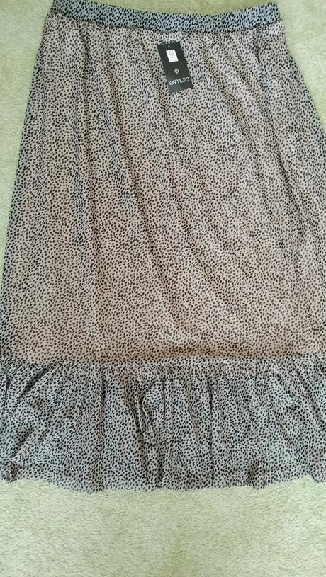 Dámska sukňa midi, s volánom 42, esmara,42