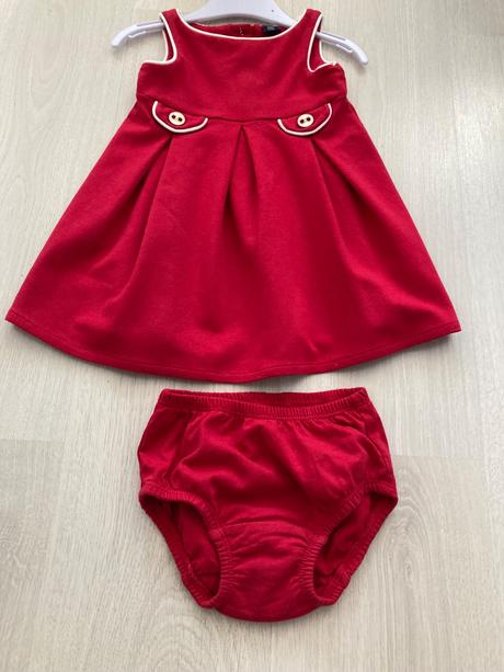 Vianočné šaty, 86