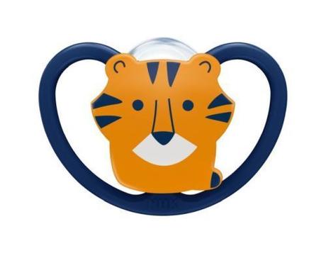 Nuk cumlík space girl silikónový 1ks, 18-36m, nuk