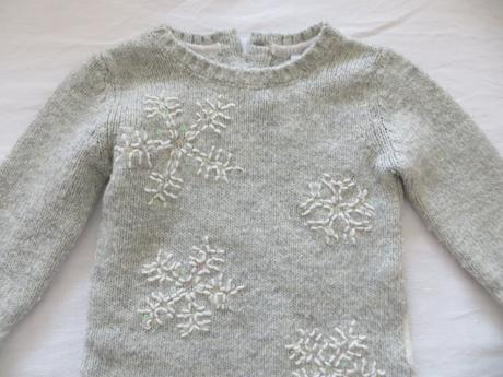 Dlhší šedý pulóver s vločkami, h&m,98