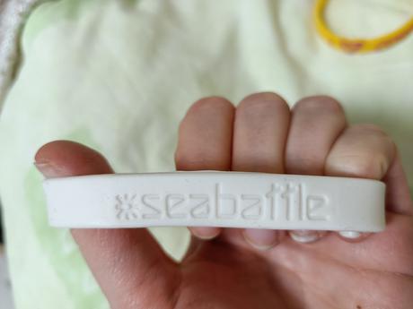 Darujem náramky a náušnice, 