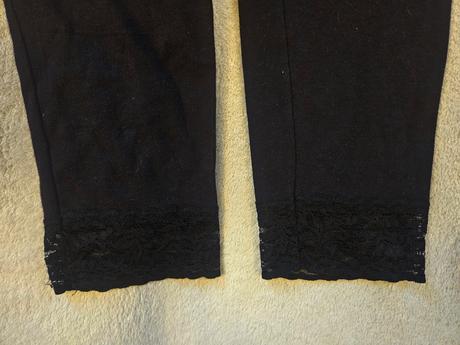 Dámske legíny s čipkou na spodkoch esmara 40/42, esmara,m