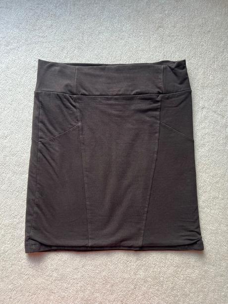 Sukňa úzkeho strihu zimná, terranova,s