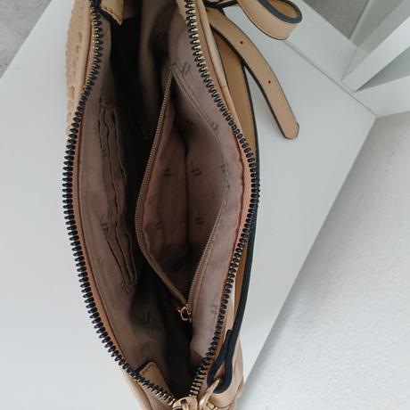 Béžová crossbody kabelka verde, 