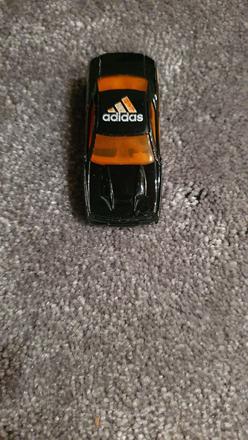Hoot wheels adidas,