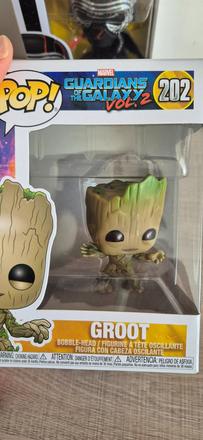 Groot postavička marvel superhrdina,