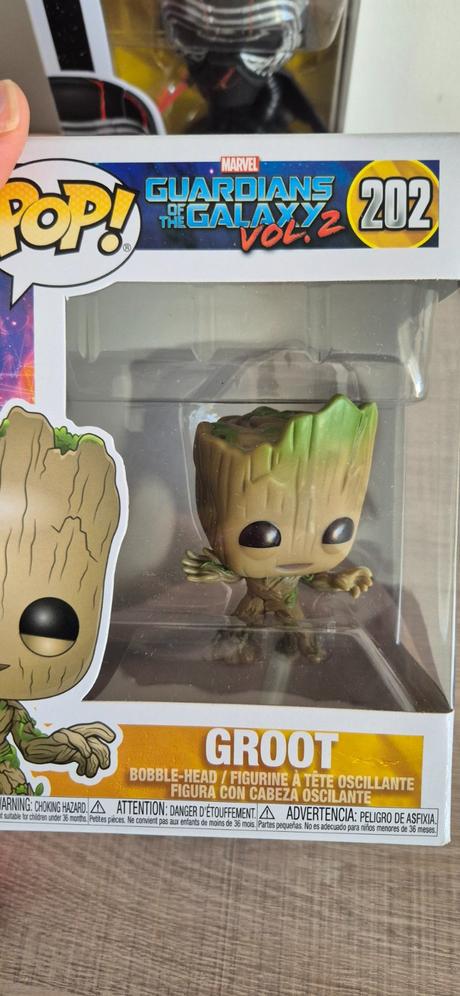 Groot postavička marvel superhrdina,