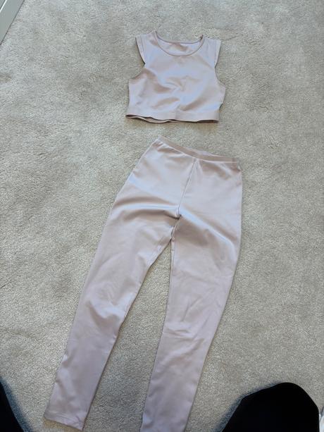 Zara sportove leginy a top, zara,140