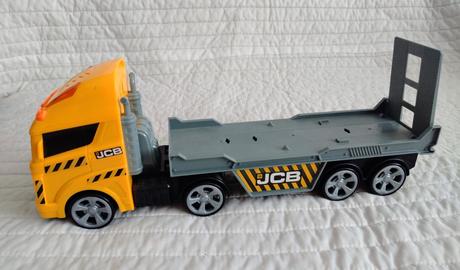 Veľký prepravný kamión / odťahovka teamsterz jcb,
