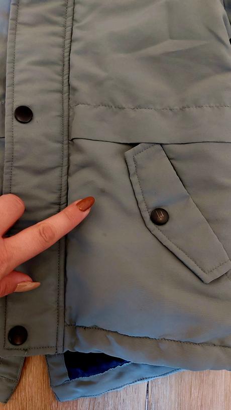 Prechodný kabát, 104