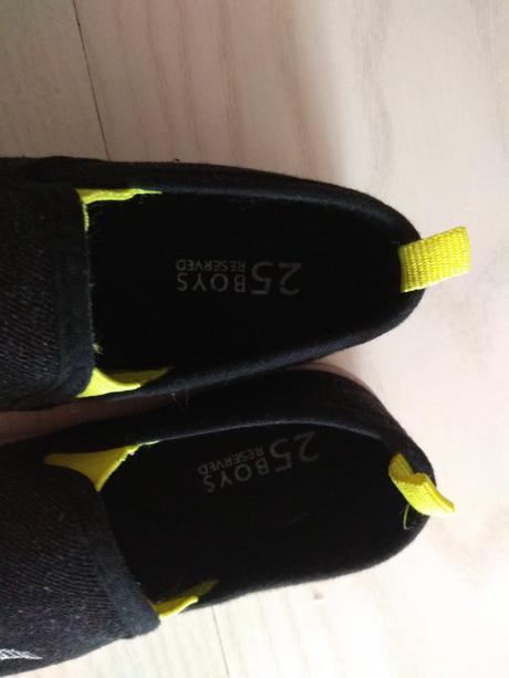 Moderné tenisky platenky, reserved,25