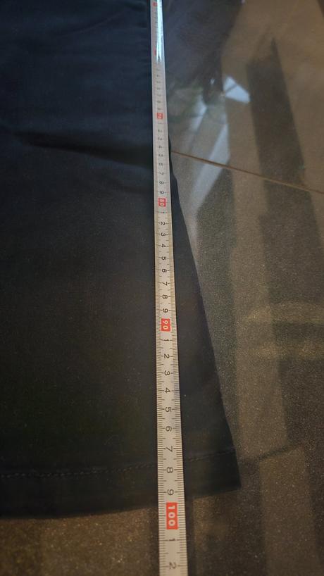 Rozšírené zvonové čierne rifle, esprit,38