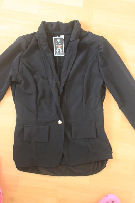 Čierne sako / kabátik - nikdy nenosené, s