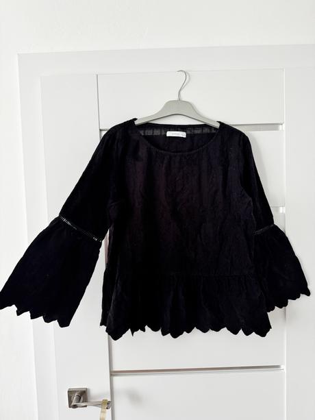 Čierna bluzka, reserved,38