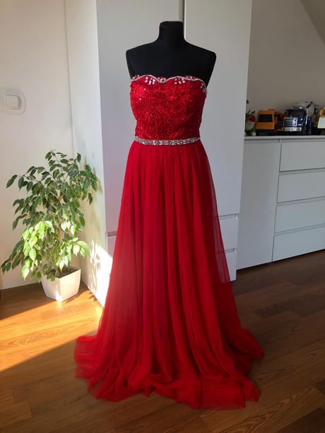 Červené dlhé spoločenské šaty, m / s