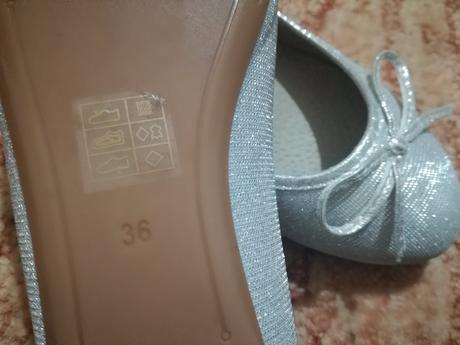 Balerínky s poštou, 36