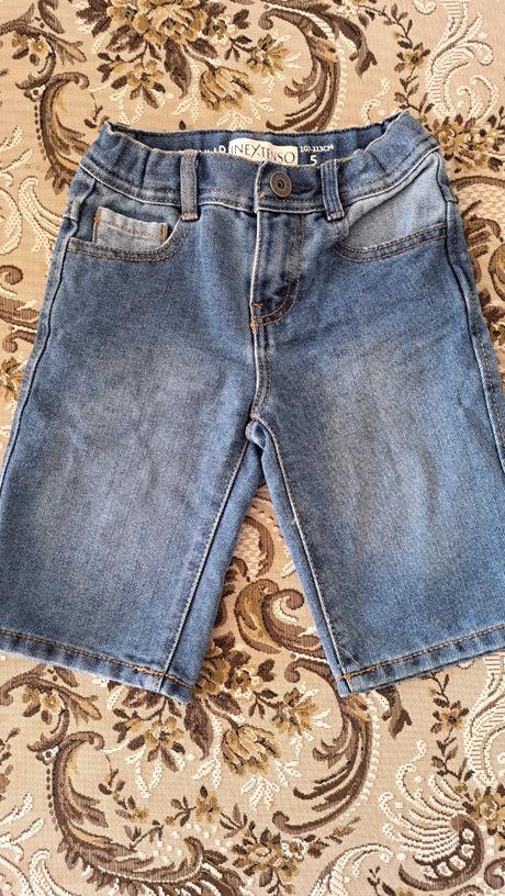 Kratke nohavice, in extenso,110