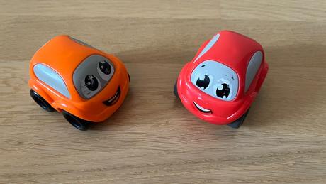 Dvojposchodová garáž smoby + 2 autíčka,