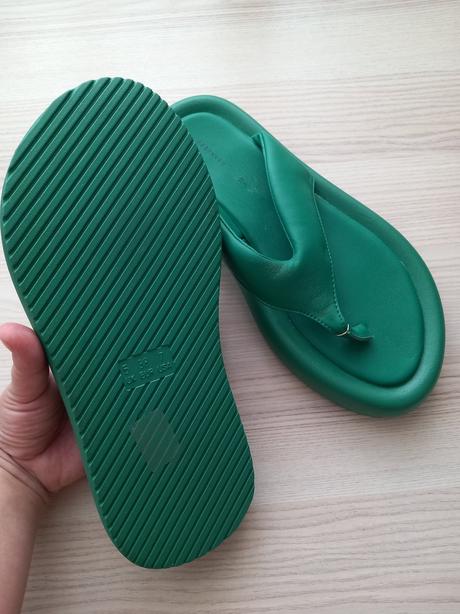 Dámske šľapky, reserved,38