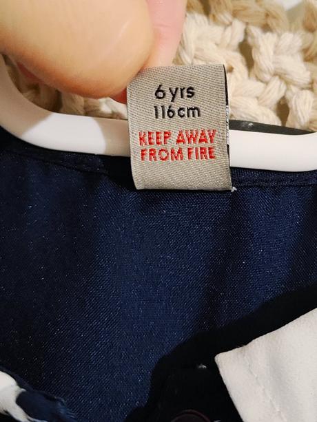 Letné šatky, tu,116