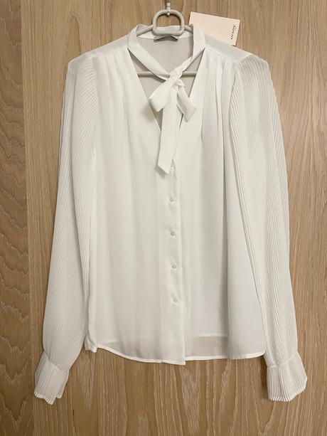 Bluzka orsay s mašľou okolo krku, orsay,34