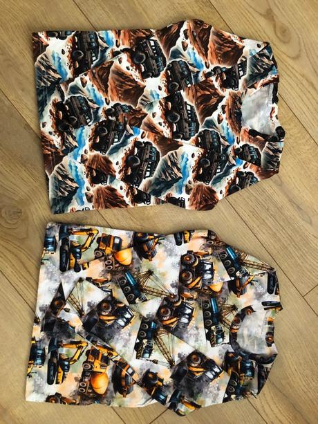 Tričká s dlhým rukávom, 104